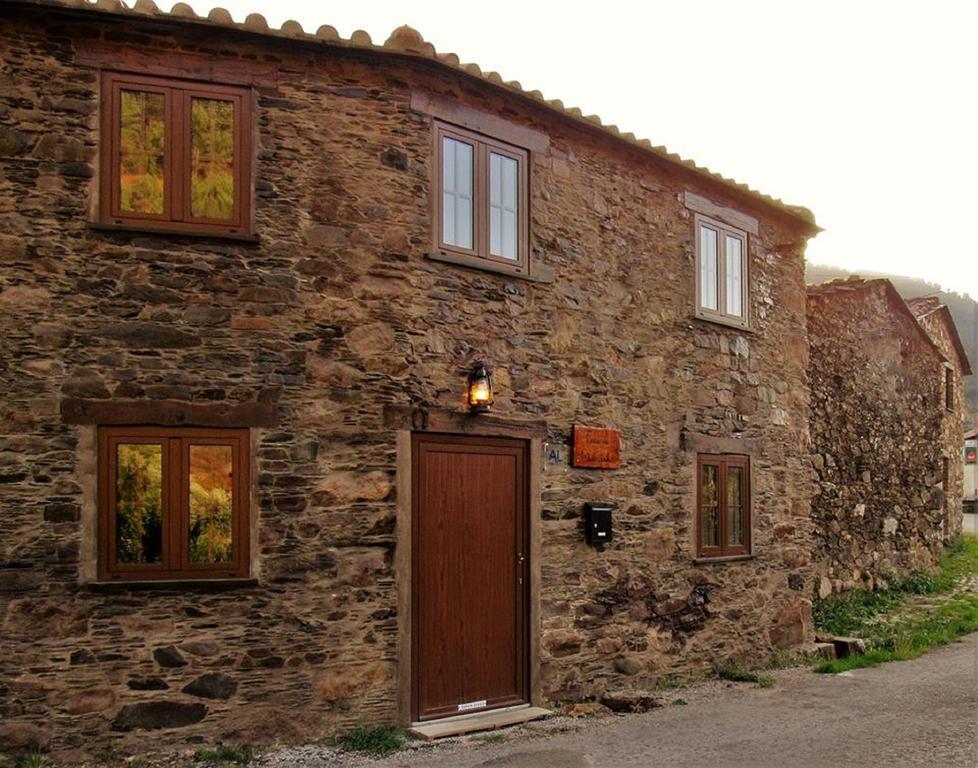 Casa Da Eduardinha Guest House กอยส์ ภายนอก รูปภาพ